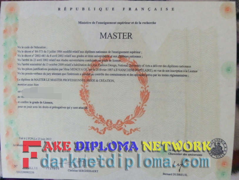 How to Copy a Fake National University of Fashion Design Lyon Degree